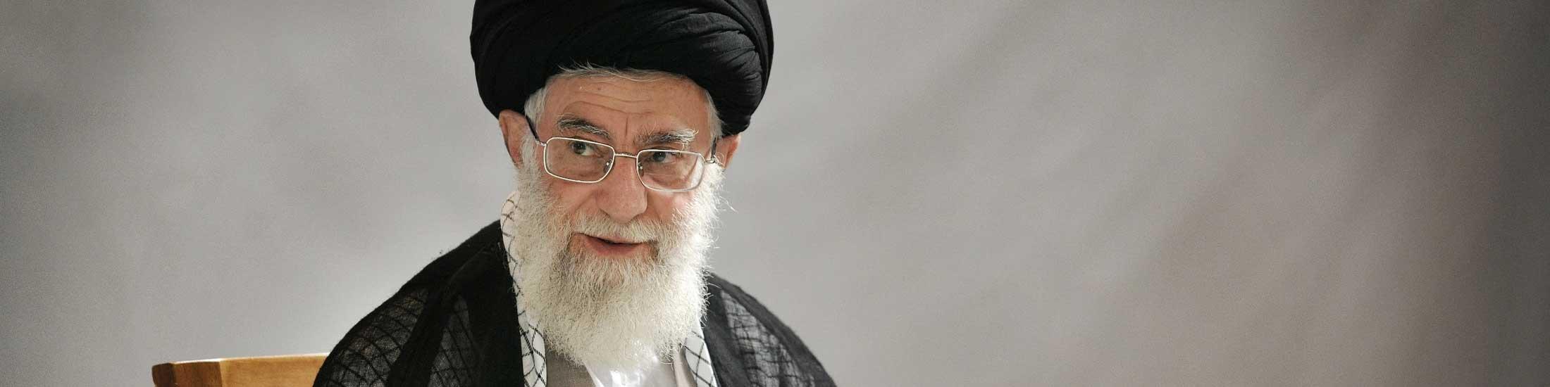 تصور حل مشکلات از راه مذاکره یا رابطه با آمریکا خطایی واضح است