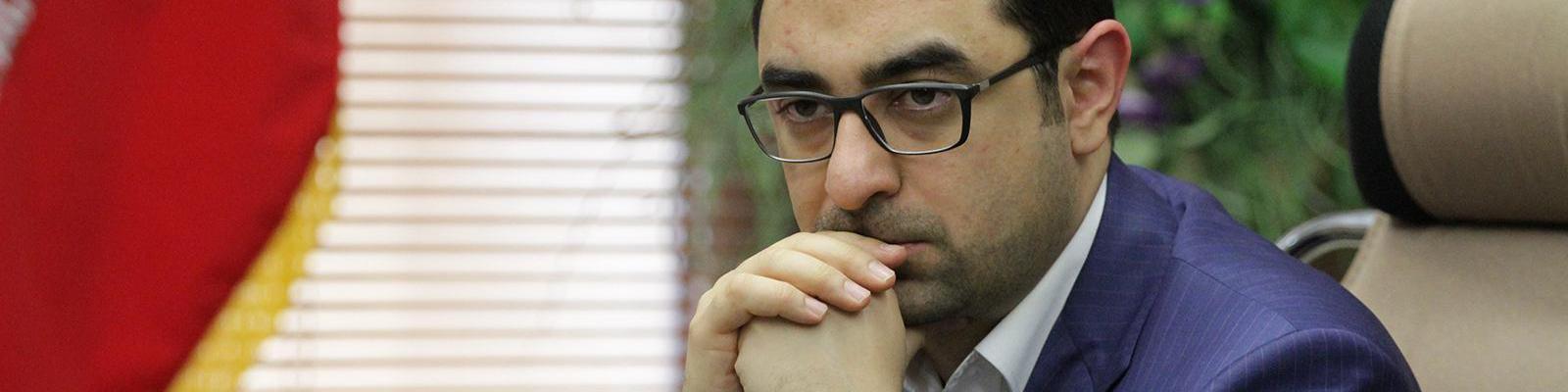 برکناری «احمد عراقچی» تکذیب شد