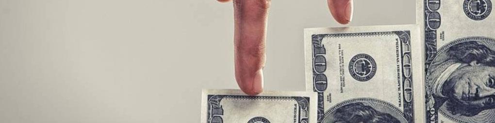 چه کسانی متقاضی دلار ۸ هزار تومانی هستند!؟