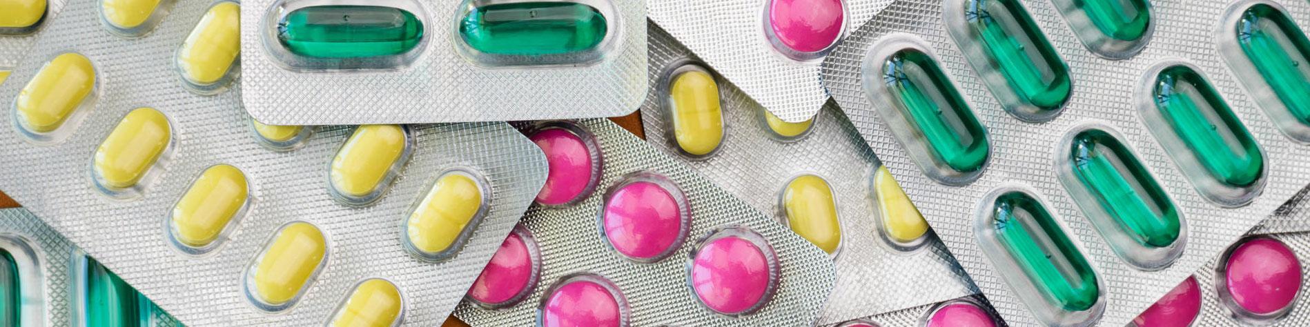 واردات بیش از ۳ هزار تُن دارو/ ترخیص کالاهای ضروری بدون معطلی