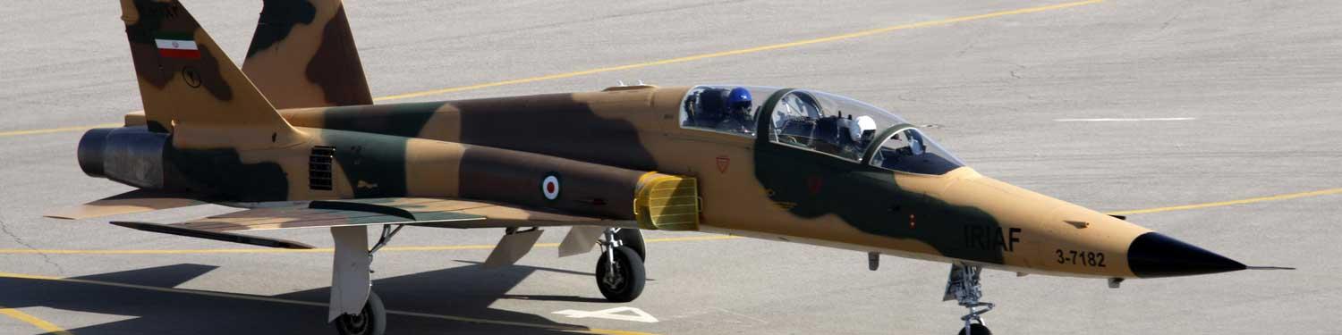 رونمایی از نخستین جنگنده ایرانی