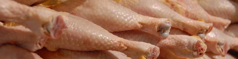 عرضه گوشت مرغ دولتی در کنار بازار آزاد چند نرخی!