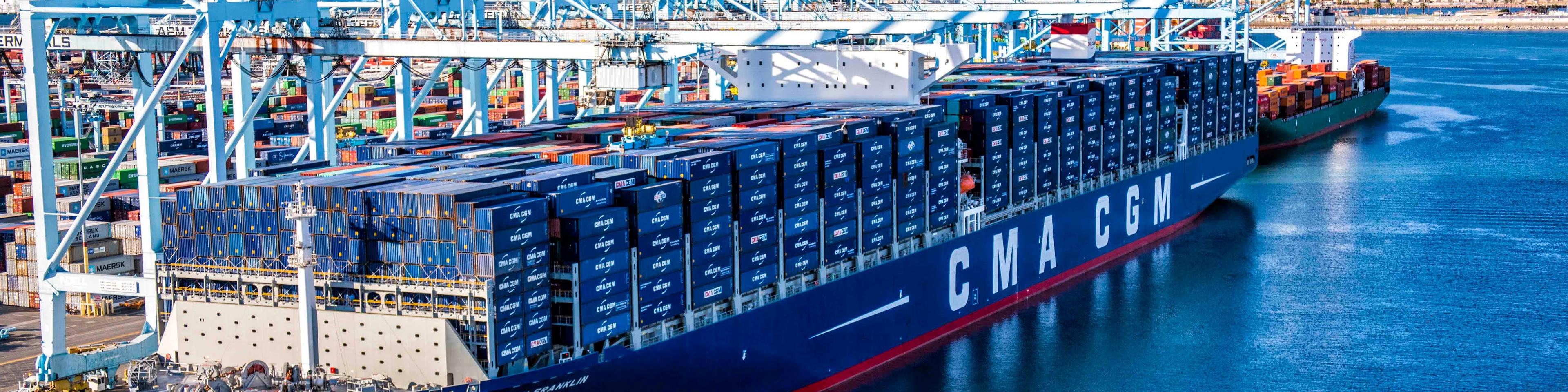 تخلیه و بارگیری 3 میلیون تن کالا در بندر چابهار