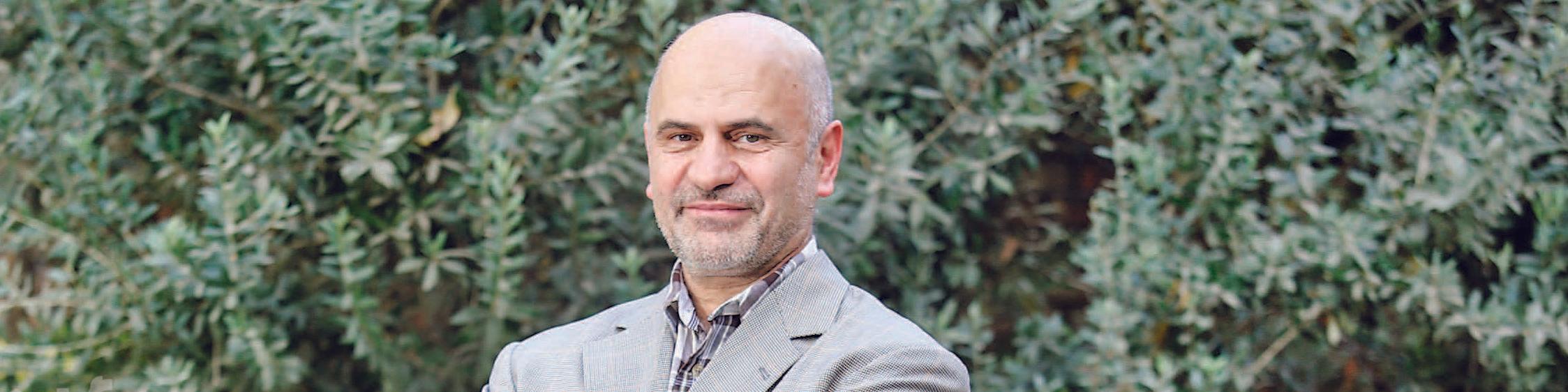 فرشاد مؤمنی: کارنامه نظام در توسعه اقتصادی قابل قبول نیست