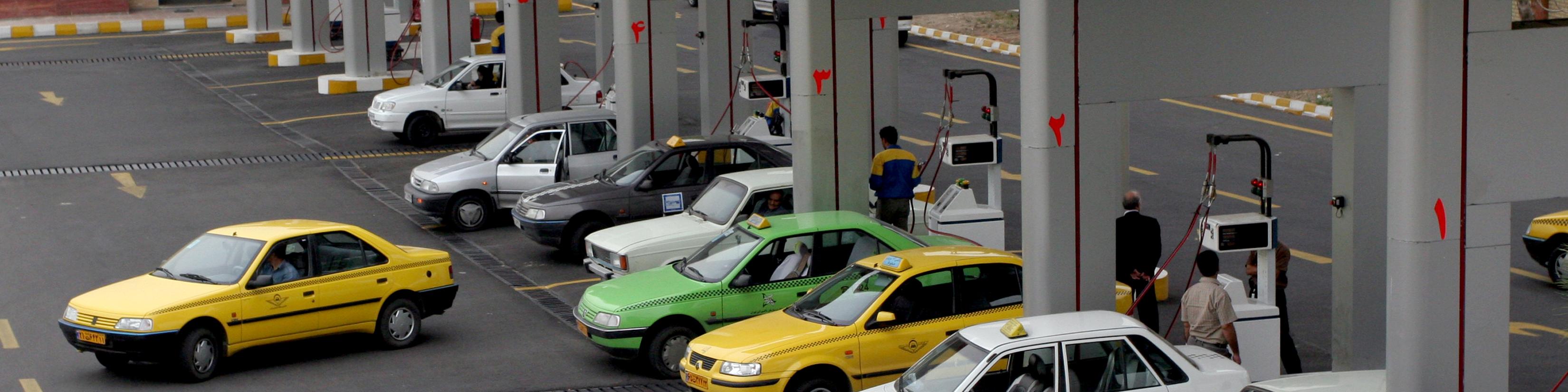 هجوم خودروداران برای گازسوز کردن خودروها