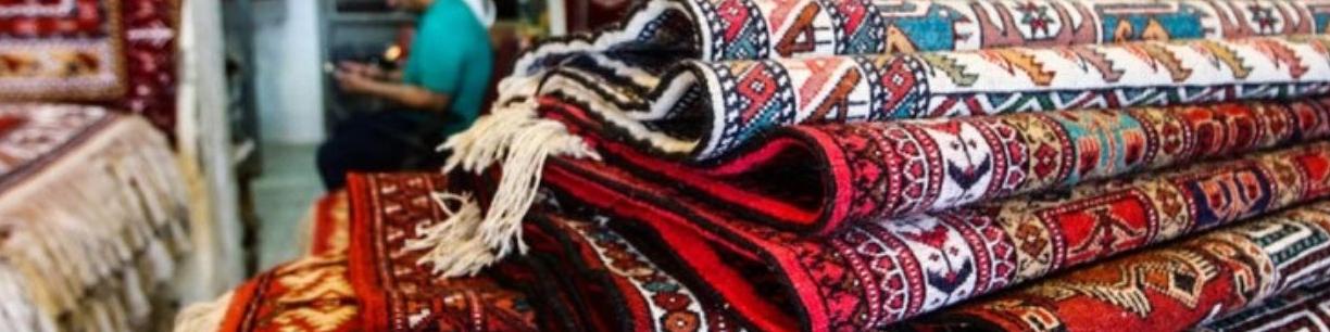 صادرات فرش به پایین‌ترین سطح رسید/ دولت‌ها سیاست‌های درستی در قبال فرش دستباف نداشتند/ هدفمندسازی یارانه‌ها به تولید فرش ضربه زد