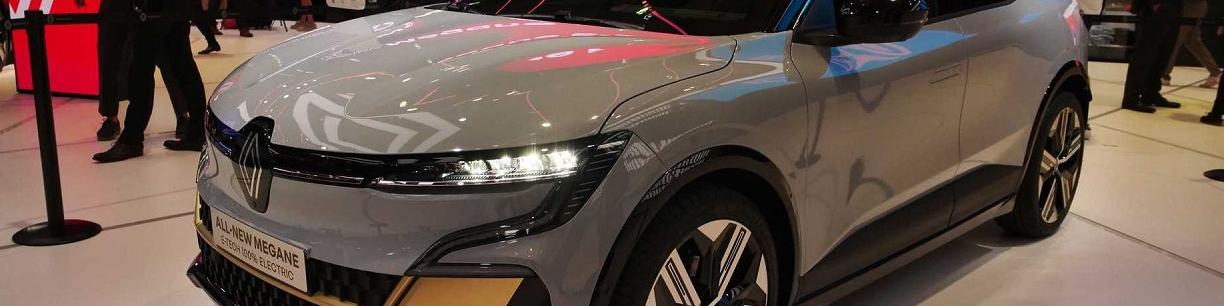 مگان E-Tech اولین شاسی بلند رنو با آرم جدید معرفی شد