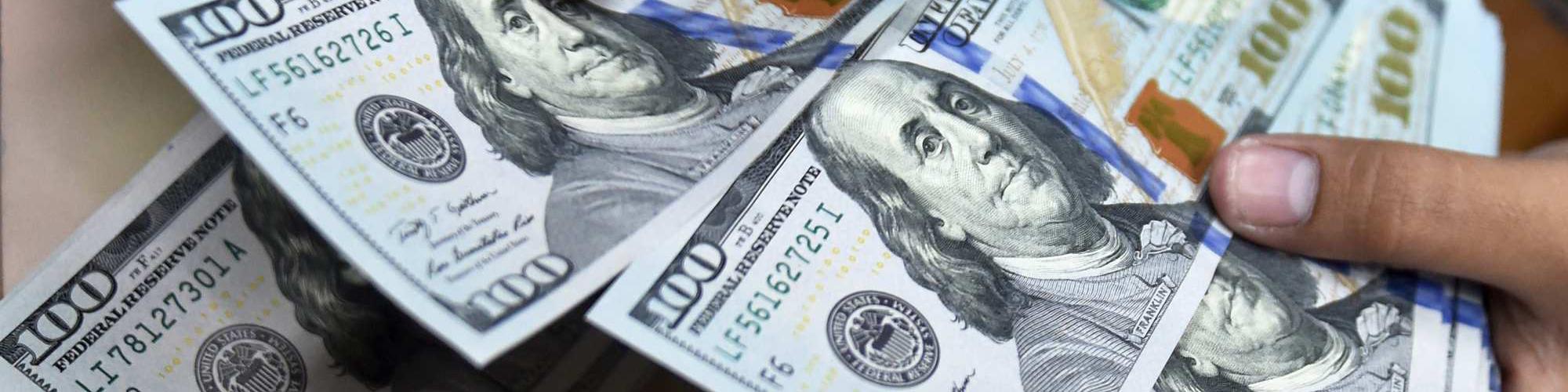 سرگذشت دلار در عصر رئیسی