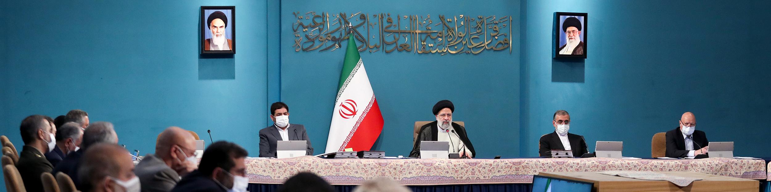 موافقت با صدور مجوز حمل و نقل هوایی بین ایران و هشت کشور/ اصلاح مصوبه فروش نفت به اشخاص/ اساسنامه صندوق ملی مسکن اصلاح شد