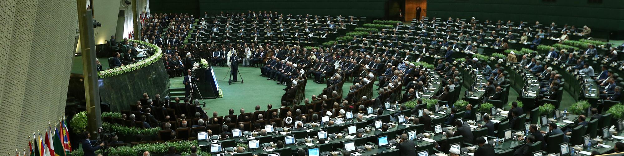 مجوز مجلس به وزارت راه و شهرسازی برای واگذاری اراضی در مالکیت خود به مالکان اعیانی