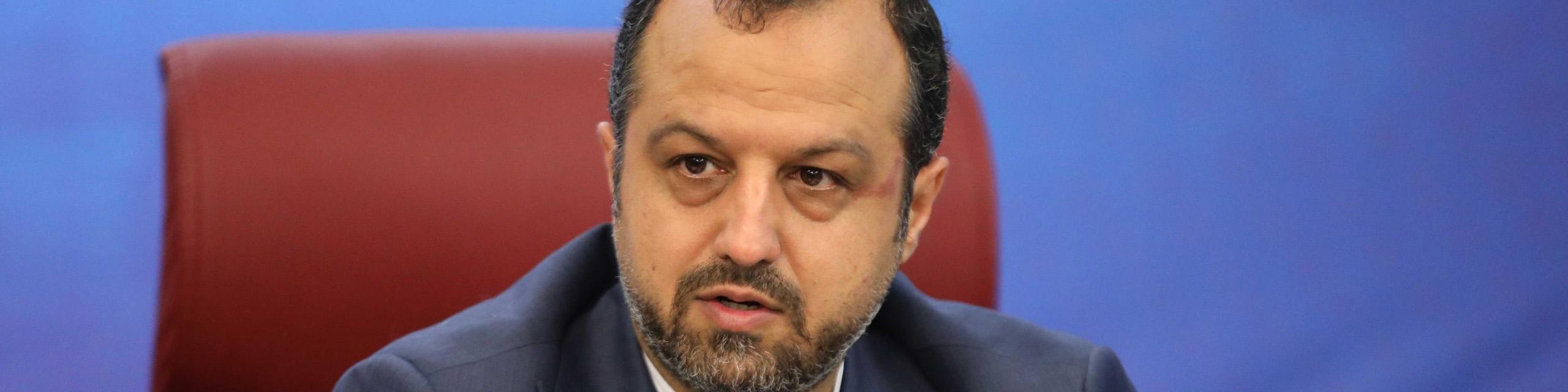 خاندوزی: فرآیندهای مالیاتی باید برون سپاری شود