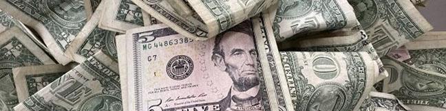 دلار در صرافی‌ها زیر نرخ مرکز مبادله خریداری می‌شود