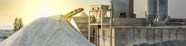 خروج فولاد و سیمان از بورس به نفع کشور نیست