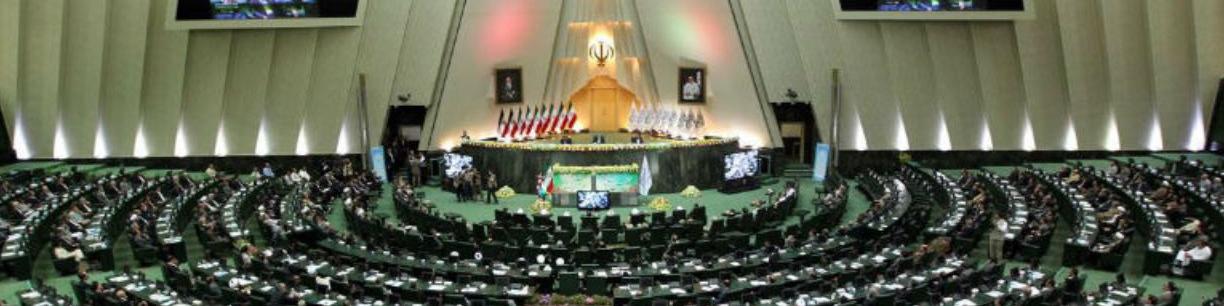 خانه صمت: حقوق کارگران با تعطیلی پنجشنبه ها ۱۰ درصد کاهش می یابد