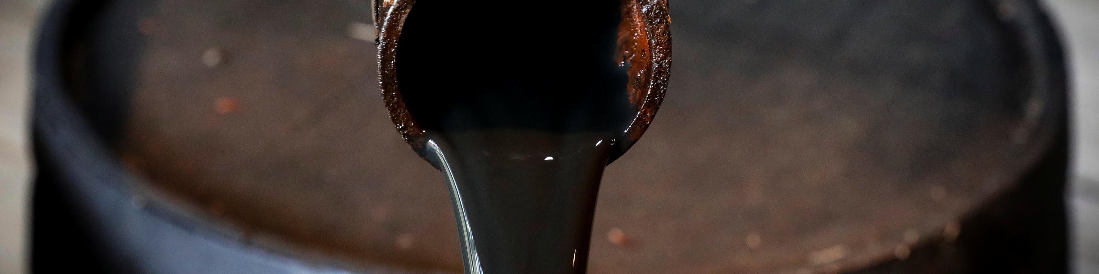 کیفی‌سازی نفت کوره در پالایشگاه نفت تهران کلید خورد