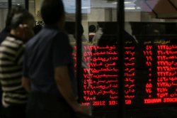 انتقاد سهامداران بورس از توقف نماد شرکت‌های بورسی