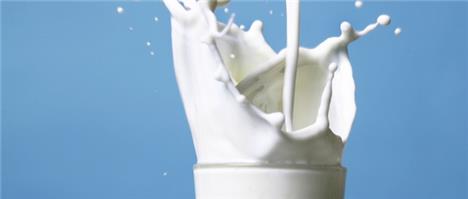 سرانه مصرف شیر باز هم کاهش می‌یابد/ مخاطرات جدی در کمین سلامت جامعه