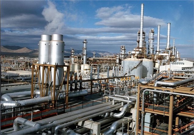 دیپلماسی، راهگشای صادرات LNG ایران