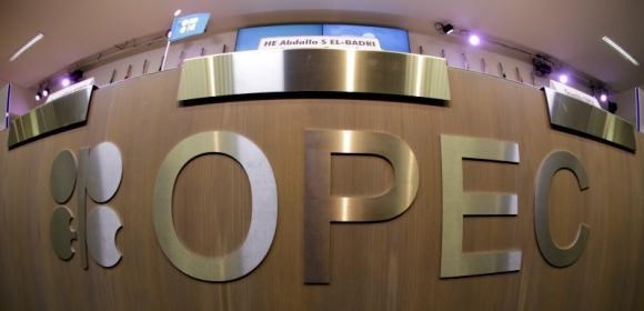 تصمیم سخت اوپک برای آینده بازار نفت