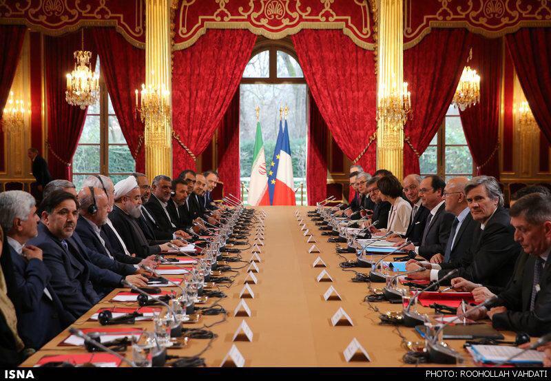استقبال رسمی رییس‌ جمهوری فرانسه از دکتر روحانی