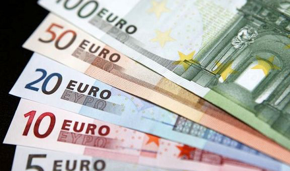 عبور میانگین یورو نیمایی از مرز ۱۰ هزار تومان