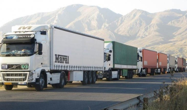 ایران ورود کامیون به قره‌باغ را ممنوع کرد