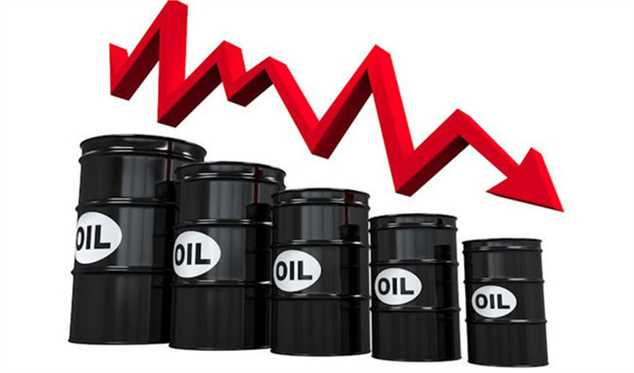 قیمت نفت از قله 14 ساله به زیر آمد