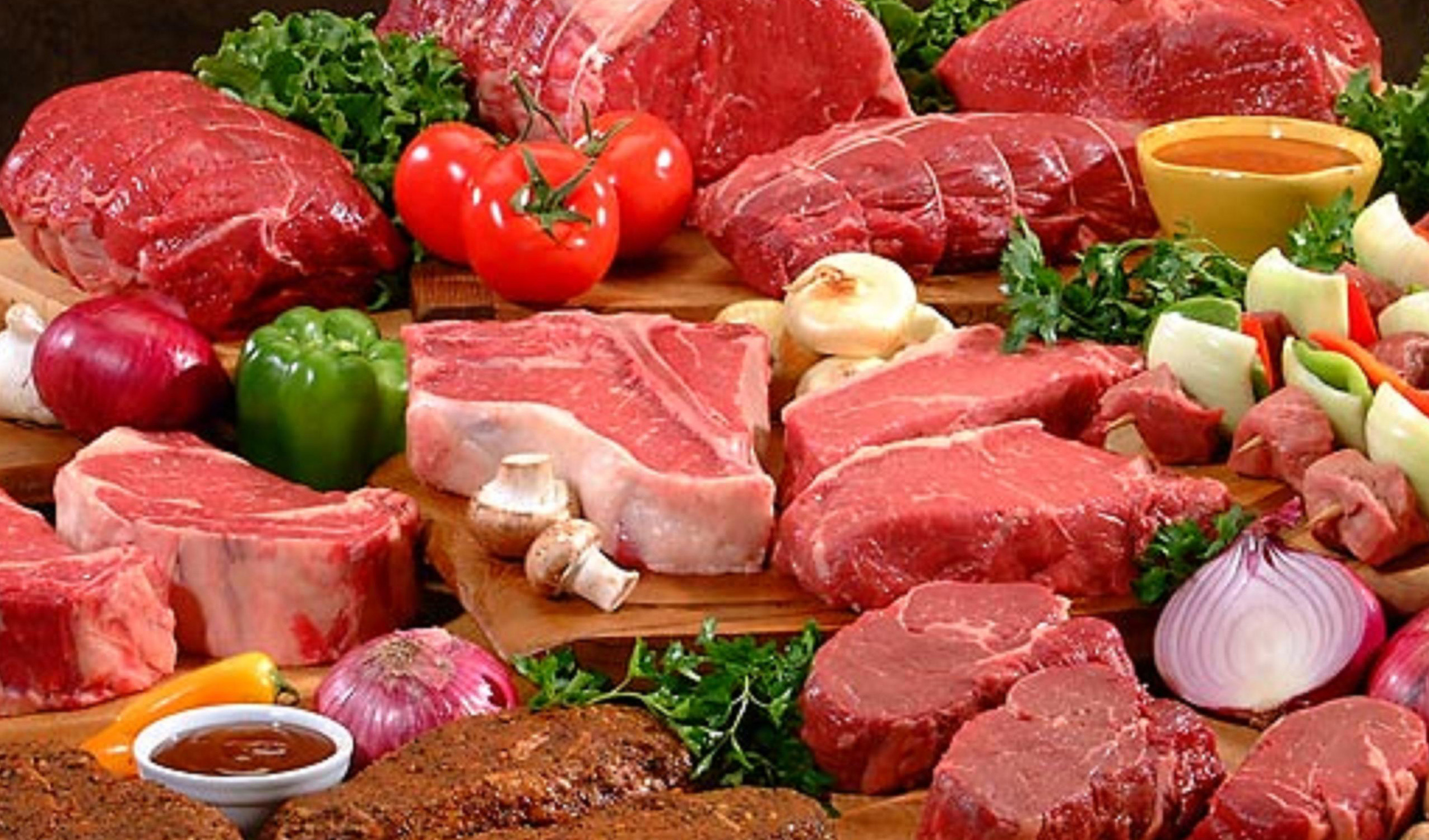 قیمت گوشت حدود ۱۰۰ تا ۱۵۰ هزارتومان کاهش می یابد/ صادرات گوشت ممنوع است