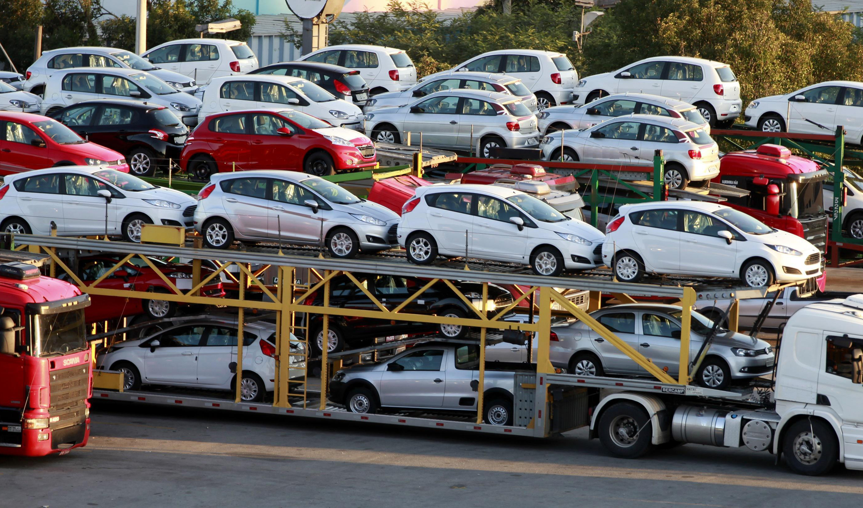 آغاز فروش ۳۶ خودروی وارداتی در سامانه یکپارچه+ لیست قیمت